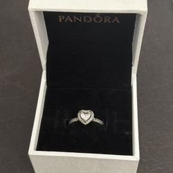 Pandora Elevated Heart Ring Size 6