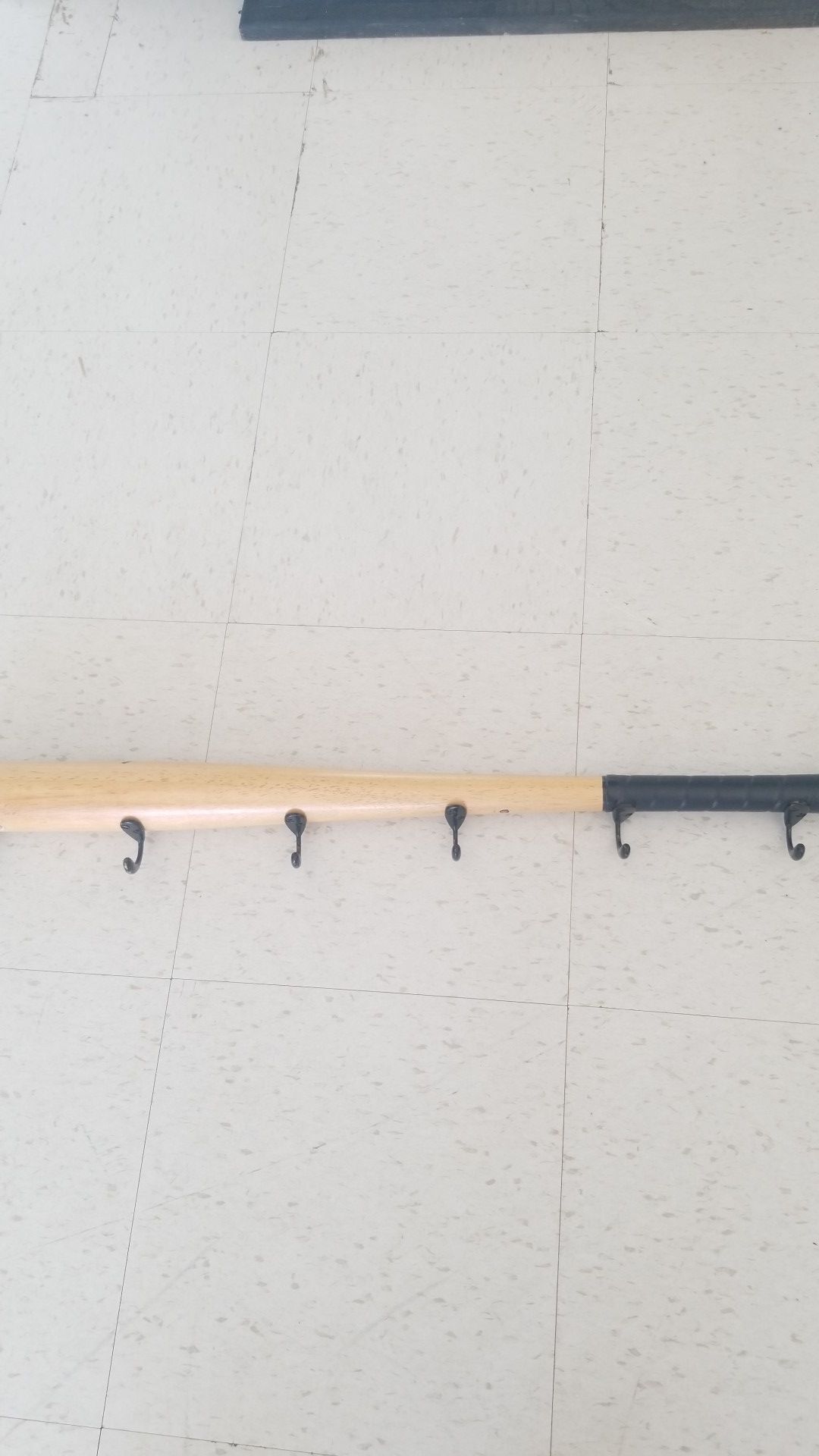 Baseball bat with hangers