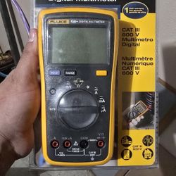 B15+ Fluke Multimeter 