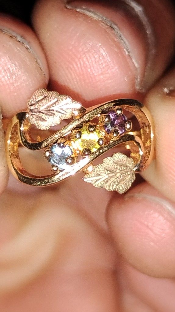 10k Black Forest Hills Gold Ring