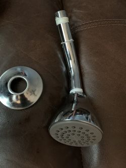 Moen shower head