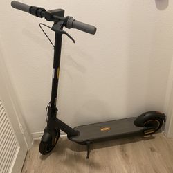 Ninebot G30 Max — barely used, perfect battery