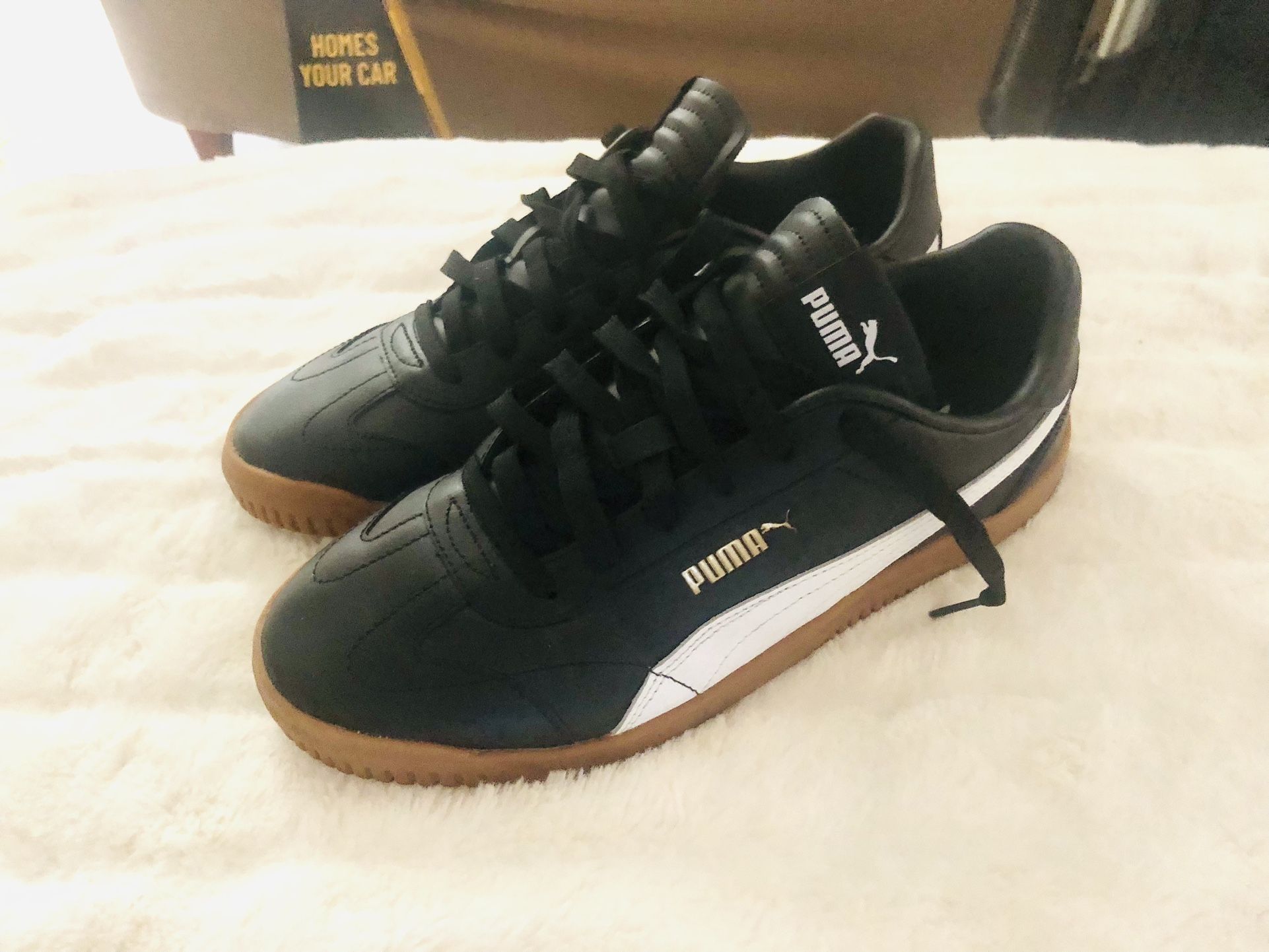 Puma indoor soccer shoes