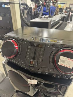 Lg Radio / Home Speakers 