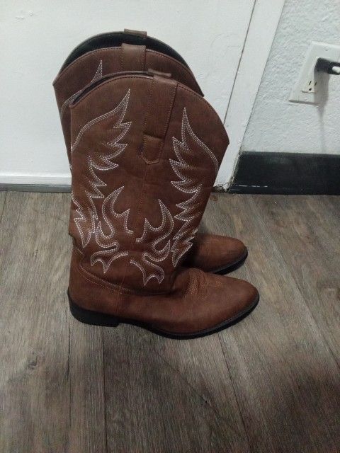 Men's Size 12 New Boots