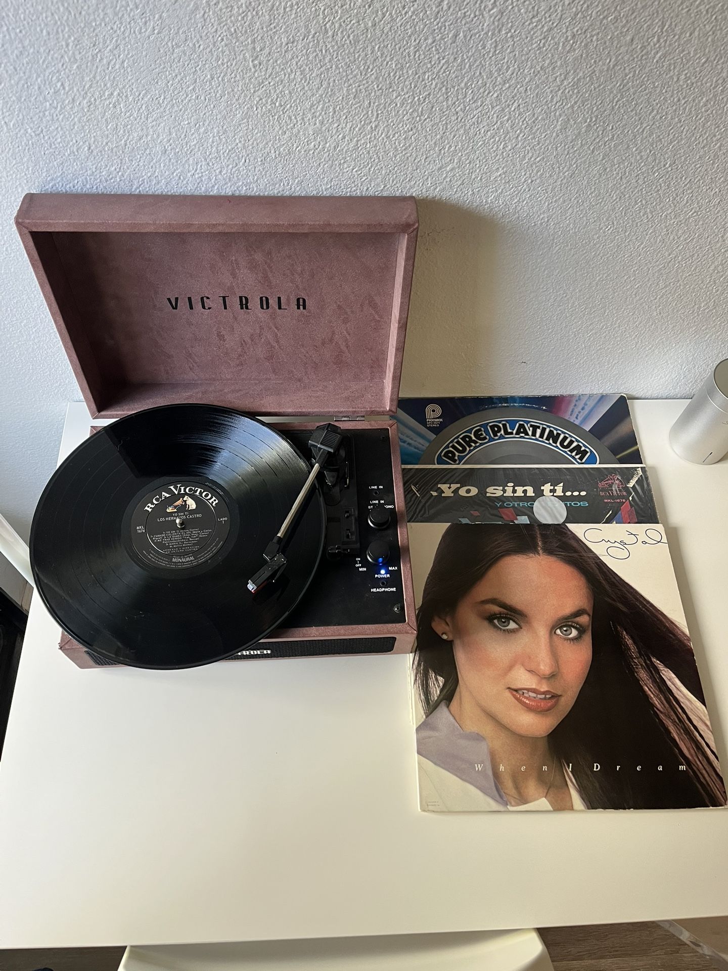Victrola Lambskin Bluetooth Turntable Speaker Record Bundle (UTC Area)