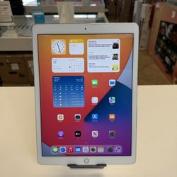 iPad Pro 12.9inch 128Gb Storage silver color like New
