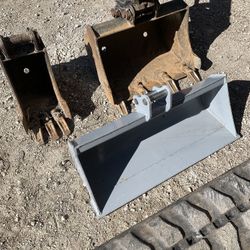 Excavator Smooth Bucket 