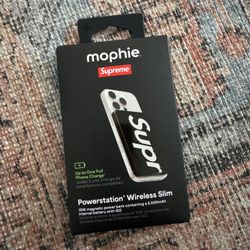 SUPREME Mophie Powerstation Wireless Slim Charger