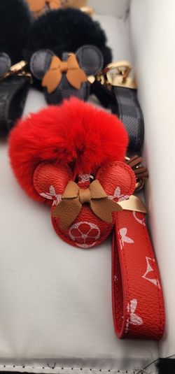 18 Each! Almost Sold Out! LV Accessories 