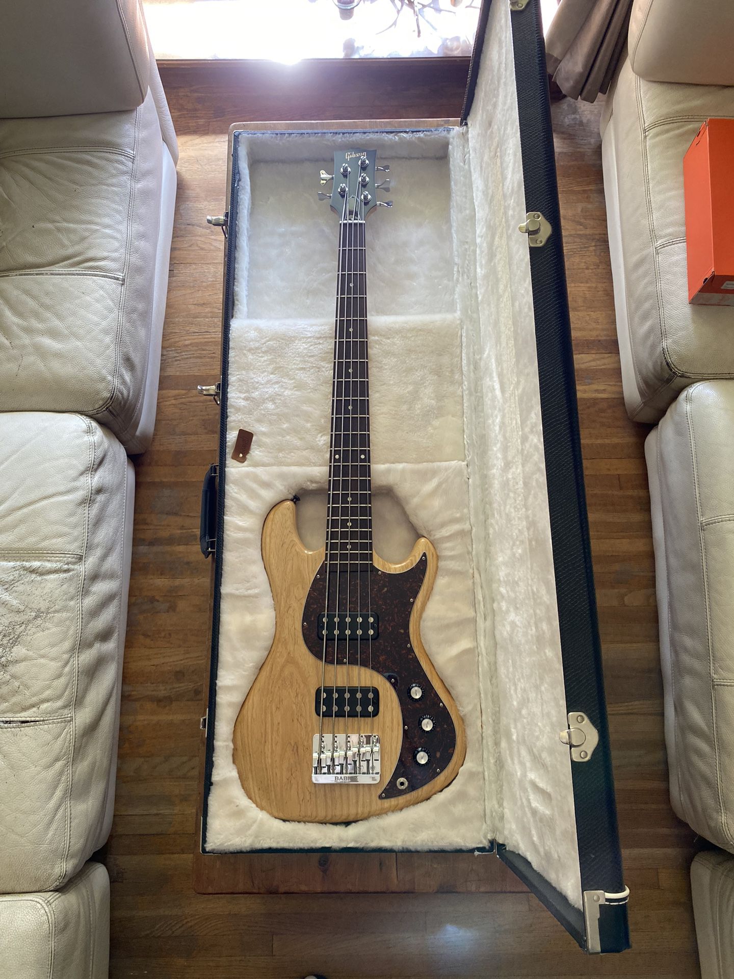 2013 gibson eb 5 string bass guitar along with gibson case