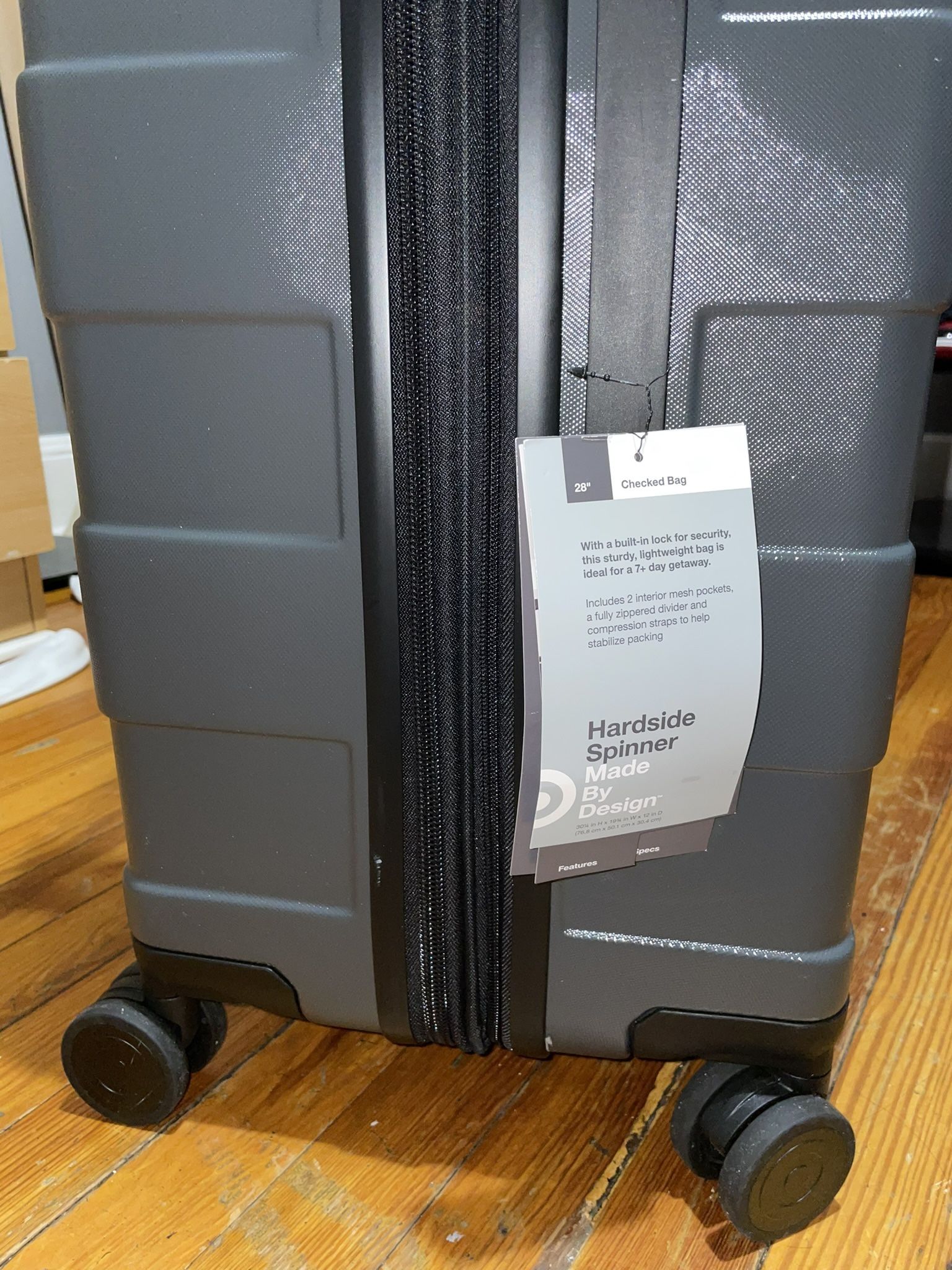 Hardside Spinner Checked Bag 28”