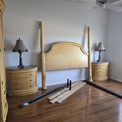 Vintage King Bedroom Set $800 or Best Offer