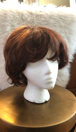 Auburn short wig