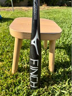 Jennie Finch Mizuno Softball Bat 27” -13 (14oz)