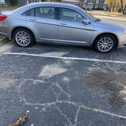 2013 Chrysler 200  For Sale!!!
