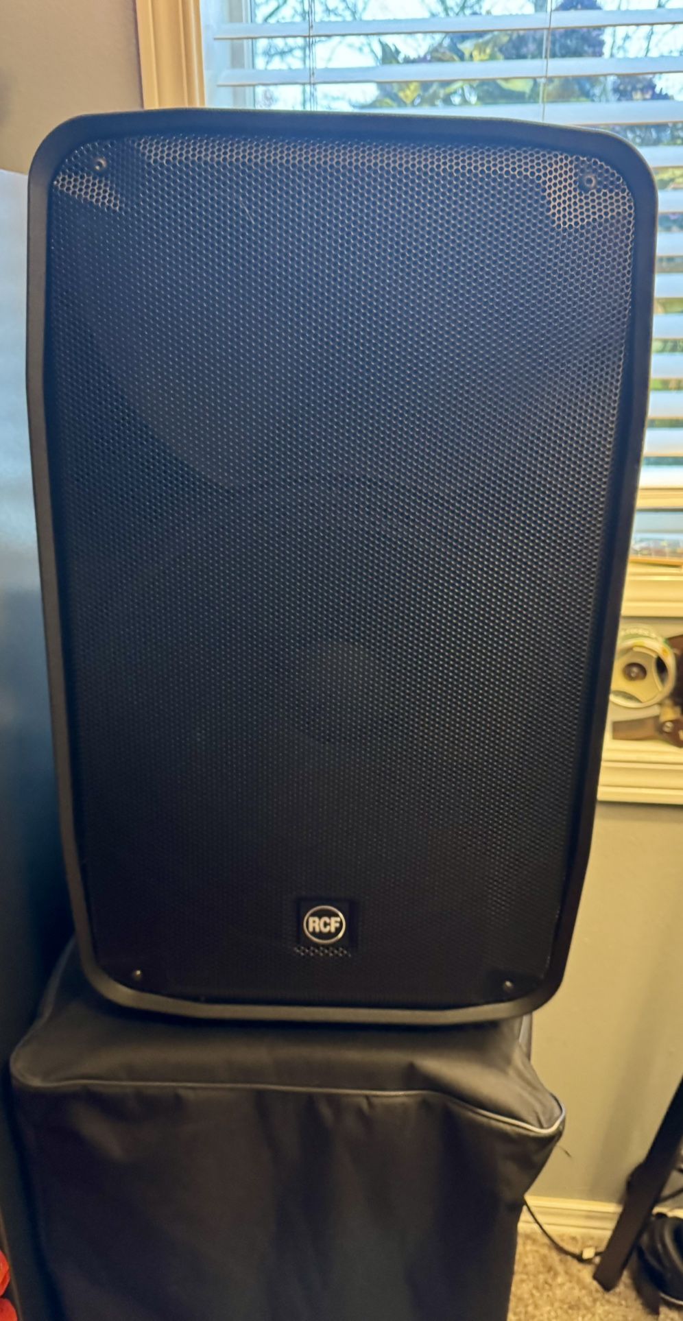 Powered PA Speakers For Sale