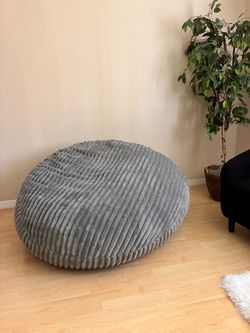 Oversized Cozy Bean Bag Chair – Soft & Comfortable