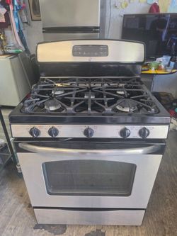 GE gas stove