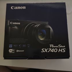 Canon SX740 HS