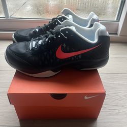 Men’s Nike Tennis Shoes
