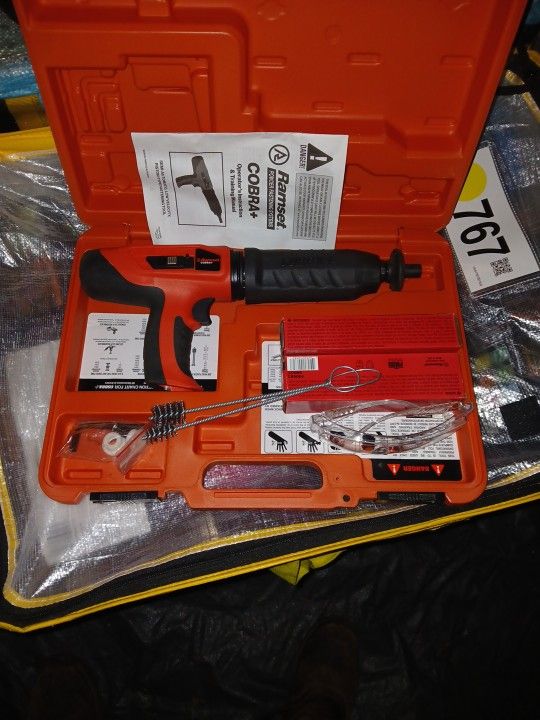 Ramset Cobra Semi Automatic Piston Type Fastening Tool