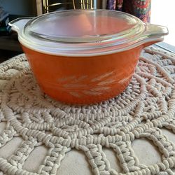 Pyrex- Orange Autumn Harvest Wheat Casserole Dish W/ Lid- 1.5 Quarts 