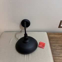 New  Outdoor Wall Lamp Whit 💡 ( Only one / Hardwired) 