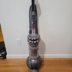 Dyson Cinetic Big Ball Animal Allergy vacuum (Nickel)