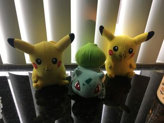 2 pikachu and 1 bulbasaur
