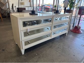 Z Gallerie Concerto 6 Drawer Dresser