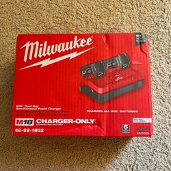 Milwaukee M18 Dual Bay Rapid Charger