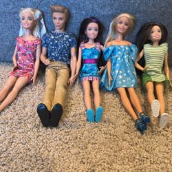 Barbie Set, All Come With Clothes And Shoes