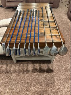 Woman’s RH Golf Set / Great Condition / 11 Clubs