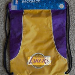 Lakers Duffle Bag available 🏀 