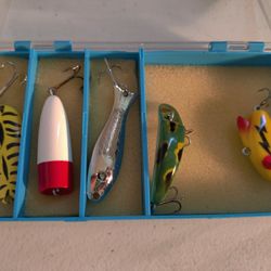 Vintage Old Pal By Woodstream USA. 5 Lures!!! Excellent Condition!!! 1960’s!!