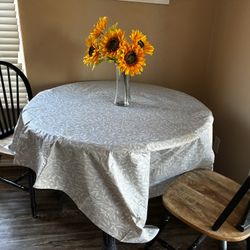 Dinning Table 