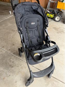 Chicco Mini Bravo Plus Lightweight Stroller - Black