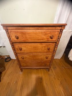 Dresser