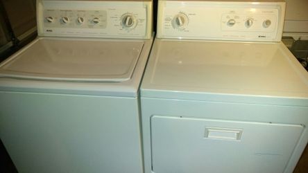 Washers dryers gas good workin kenmore