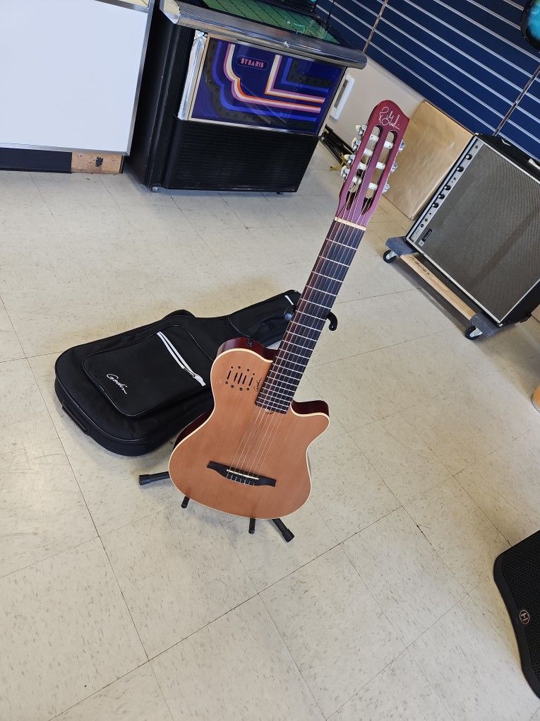 Godin Multiac Nylon Encore Grand Concert 7 String Nylon Guitar with Bag 807617-1