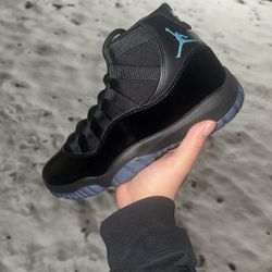 Jordan 11 Gammas Blue Size : 8.5 , 9.5, 10 , 11,11.5