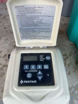 Working Pentair SuperFlo VST variable-speed pump drive/controller.