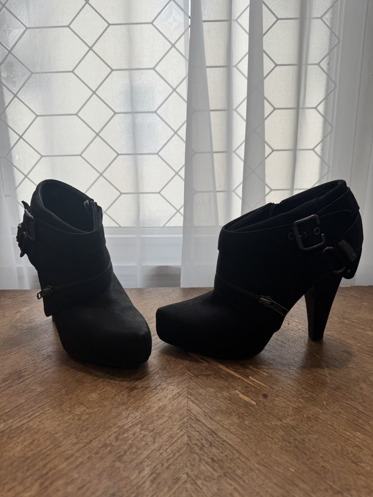 Size 39 Or 8.5 Aldo All Suede Boots Booties Women’s Shoes