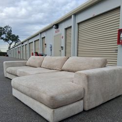 Free Delivery! Cindy Crawford Interchangeable L Shaped Sectional 