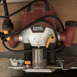 Plunge Router