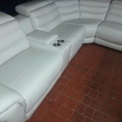 SECTIONAL GENUINE LEATHER RECLINER ELECTRIC WHITE COLOR.. DELIVERY SERVICE AVAILABLE 💥🚚✅💥