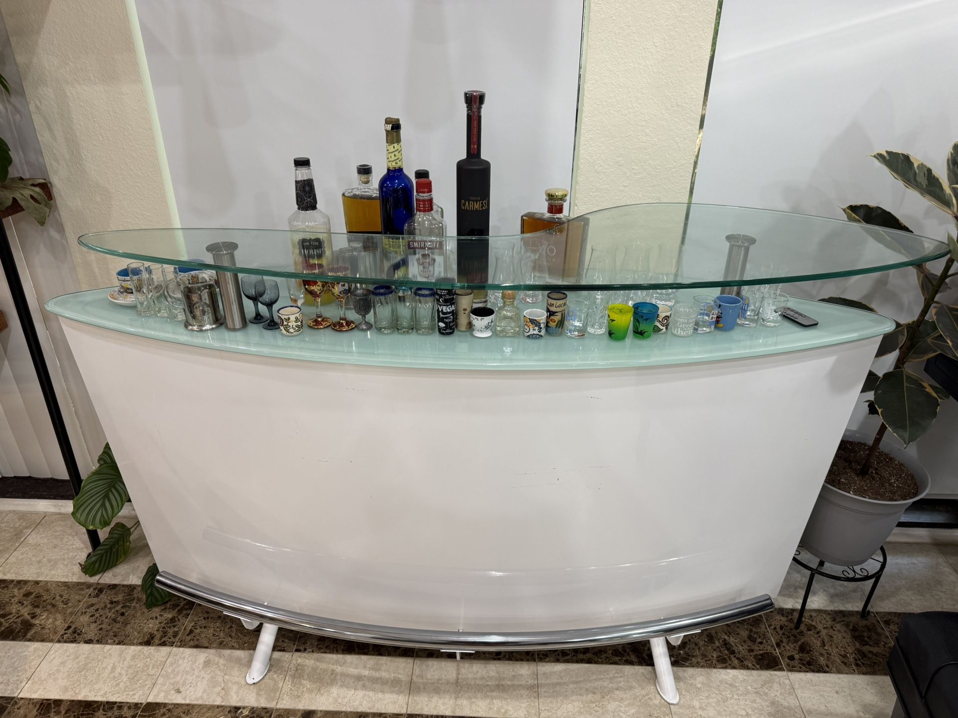 Bar table