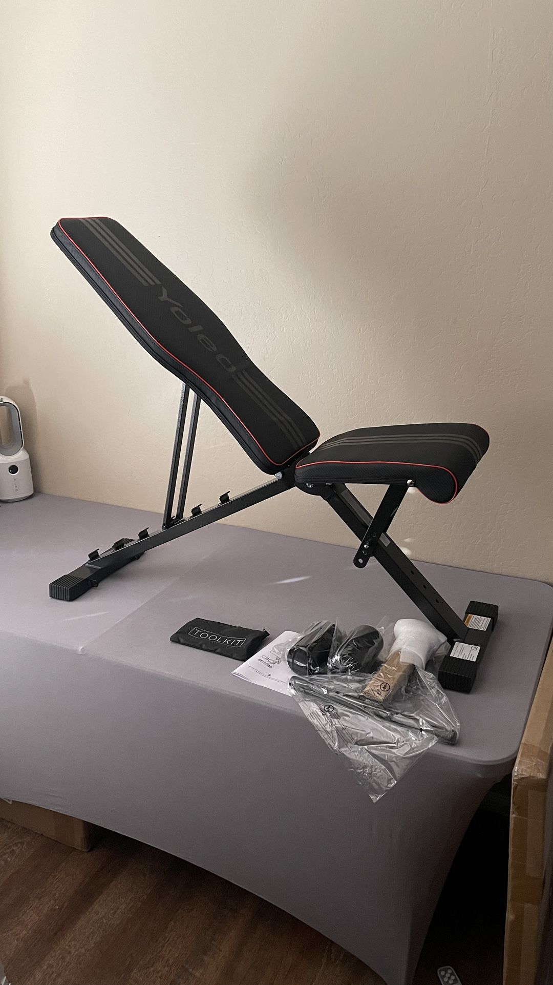 Adjustable Weight Bench