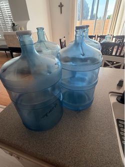5 gallon newer water containers $19